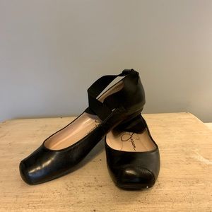 Jessica Simpson black ballerina flats with ankle straps